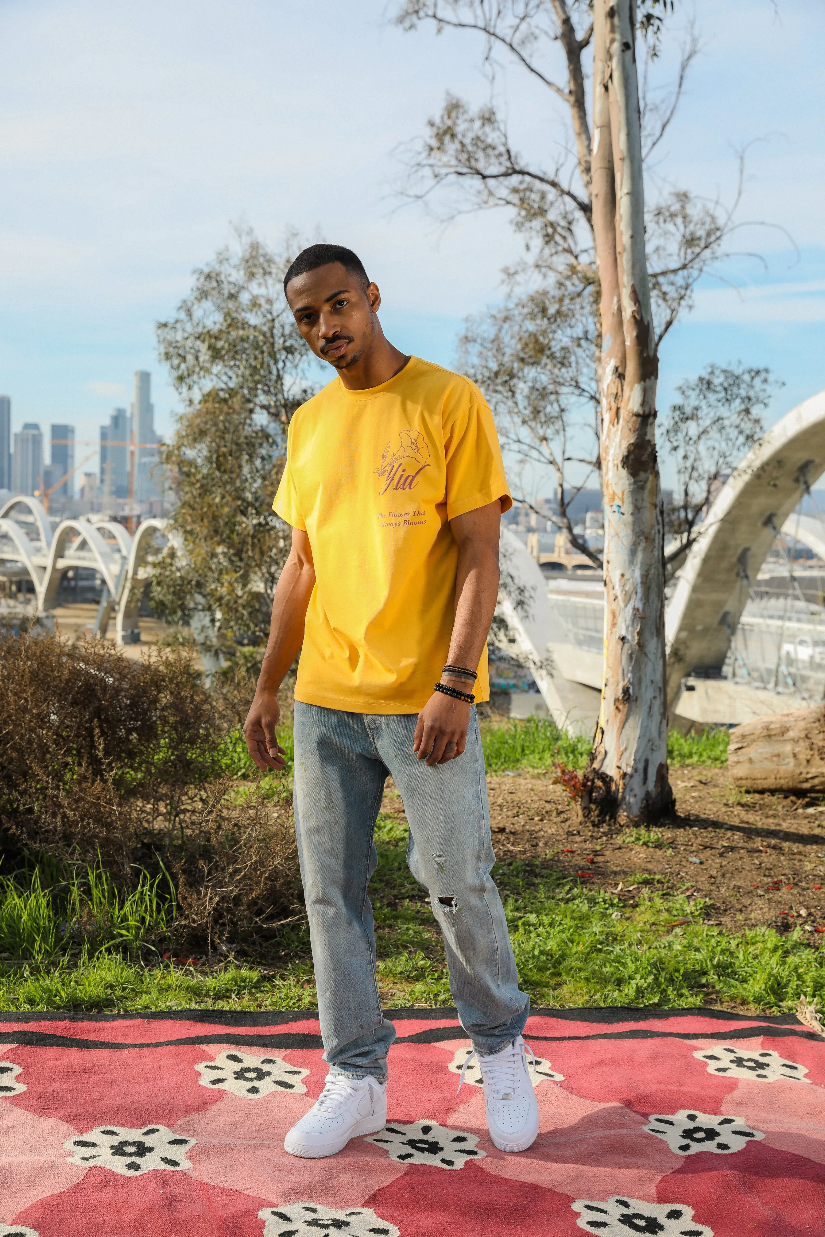 BLOOM TEE YELLOW