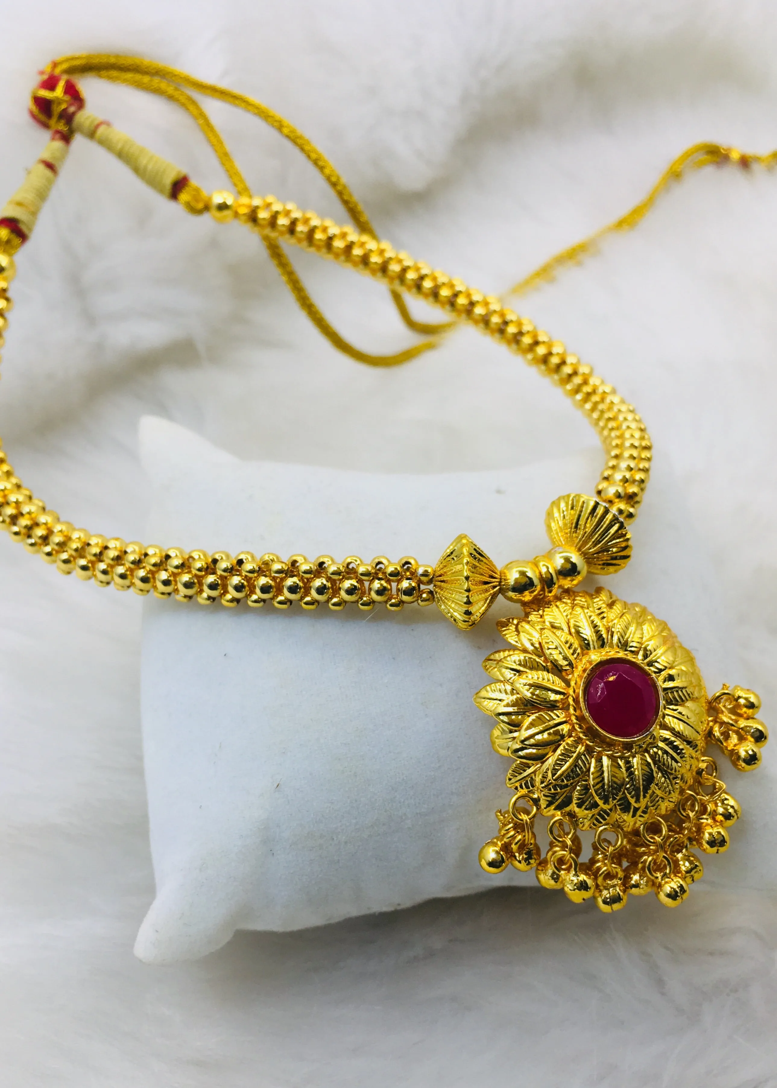 BLOSSOM PENDANT THUSHI