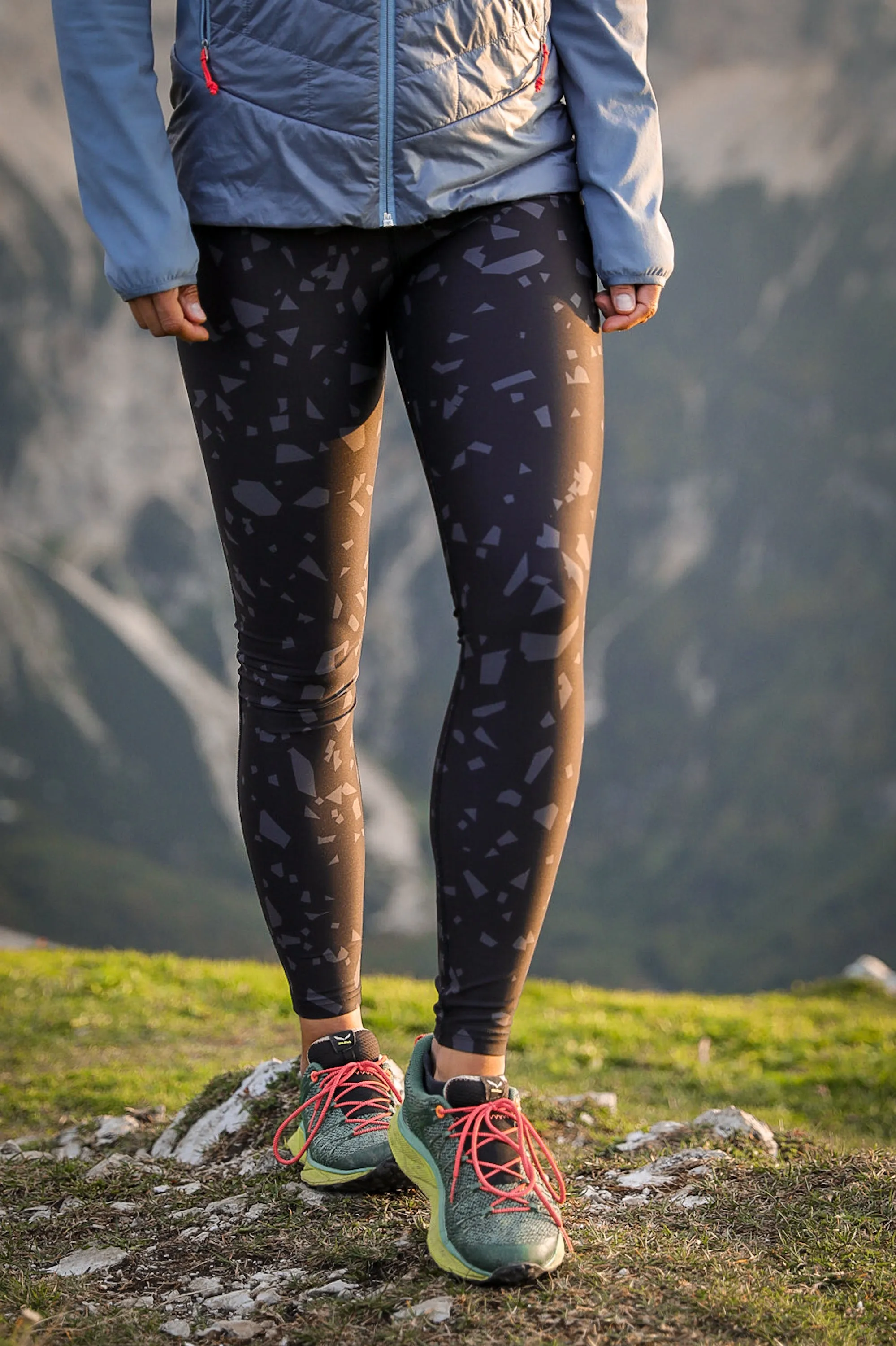 Hiker Leggings Black Terrazzo