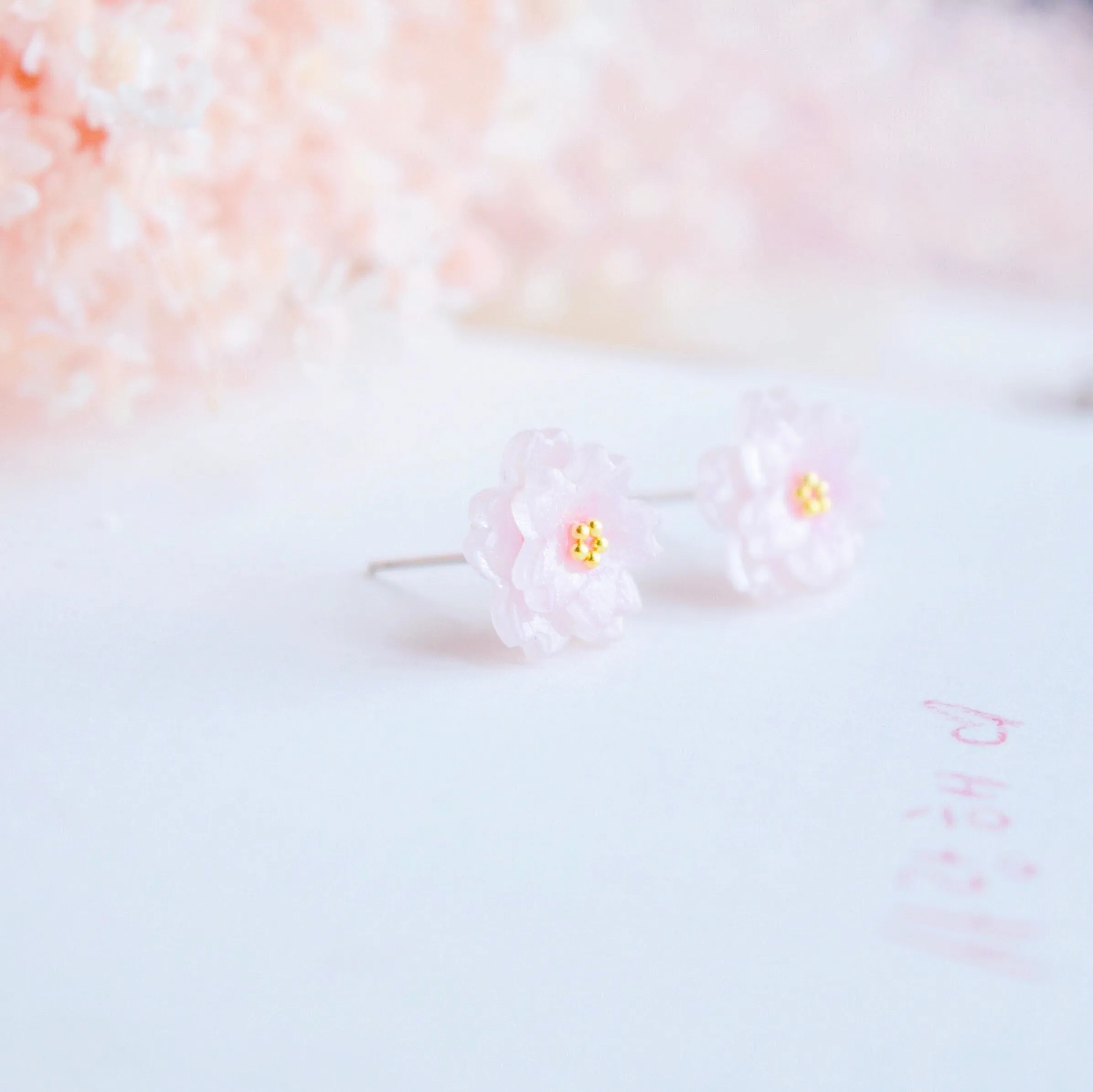 Kikuzakura Earrings キクザクラ