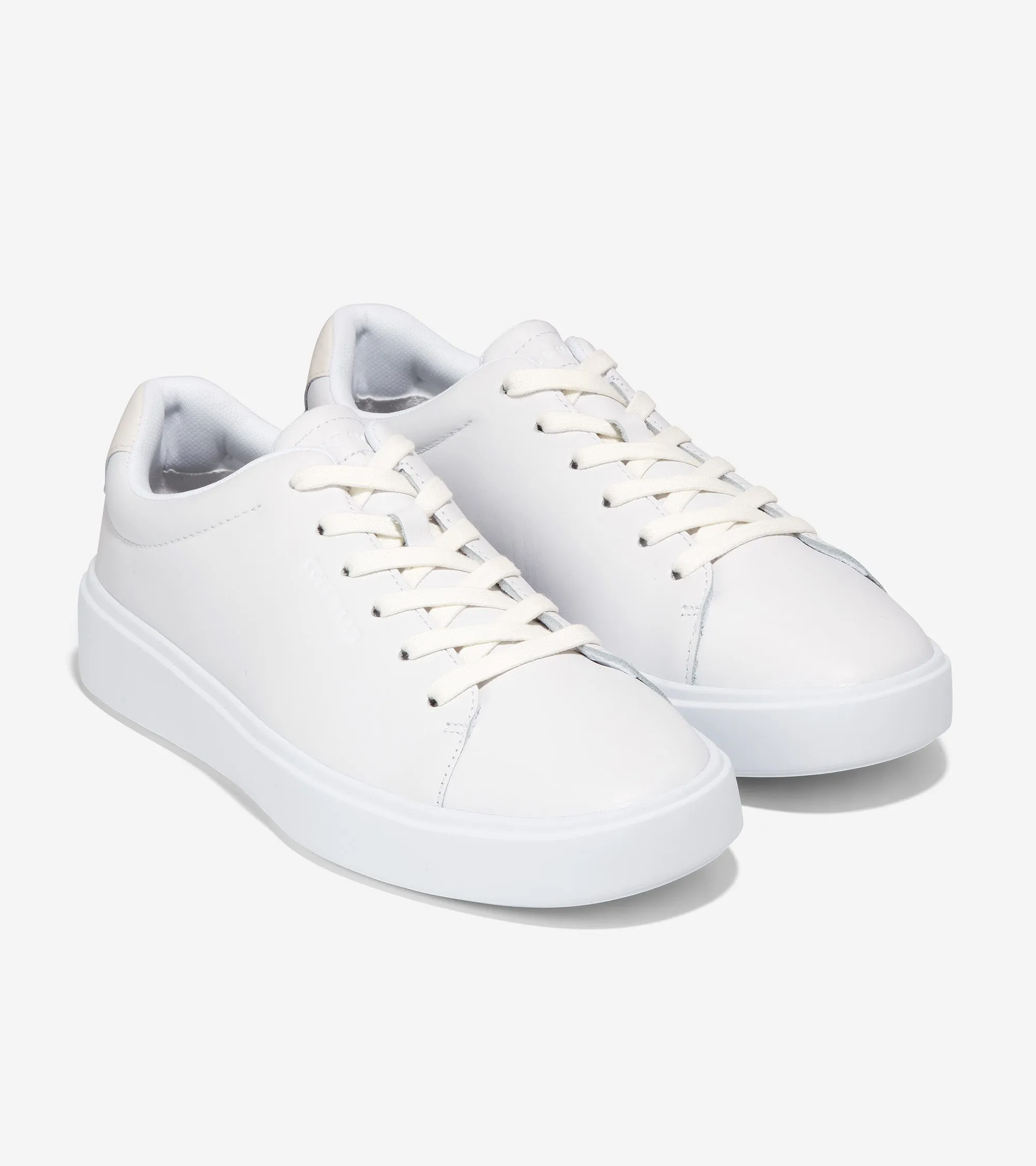 Men's Grand Crosscourt Traveler Sneaker