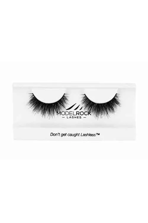 Model Rock Double Layered Lashes in Tatiki